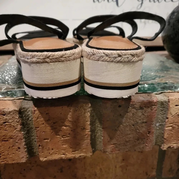 Universal Thread Platform Sandal Size Wms 9 - Picture 3 of 8